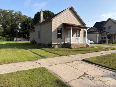 Lawn Care service in Muskegon, 49440