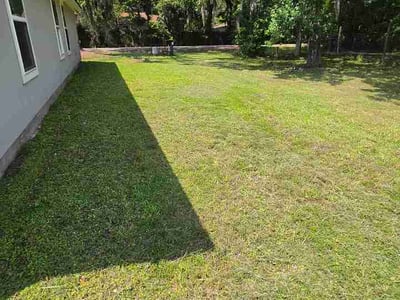 Lawn Care service in Riviera Beach, 33404