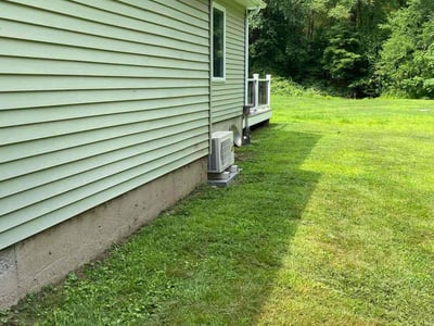 Lawn Care service in Deep River, 06417