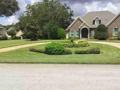 Lawn Care service in Hunters Creek, 32837