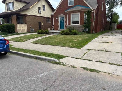 Lawn Care service in Grosse Pointe, 48230