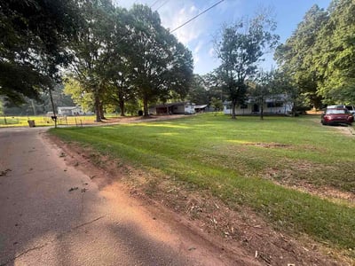 Lawn Care service in Ozone Park, 11417