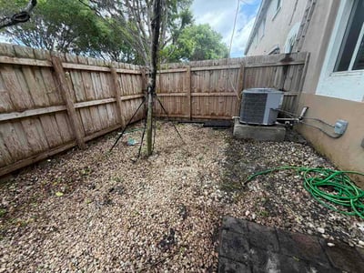 Leaf Removal service in Miami Gardens, 33056