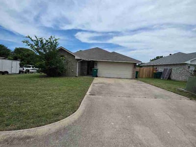 Lawn Care service in Belton, 76513