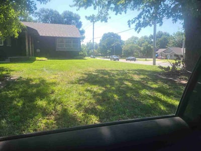 Lawn Care service in Derby, 67037