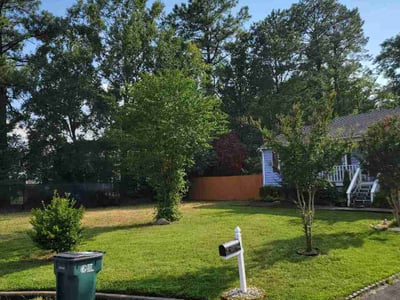 Lawn Care service in Burke, 22015