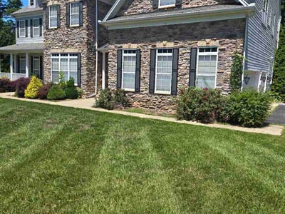 Lawn Care service in Clinton, 20735