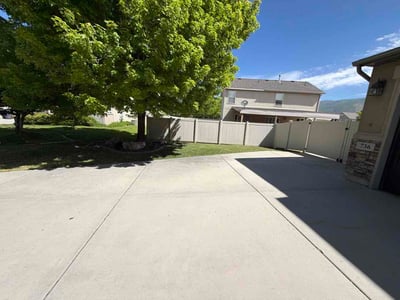 Lawn Care service in Bountiful, 84010