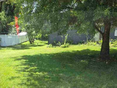 Lawn Care service in Charles City, 23030