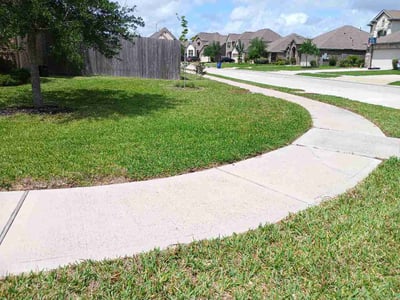 Lawn Care service in Stockton, 95202
