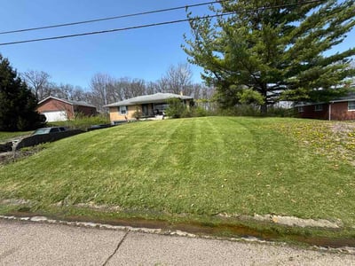 Lawn Care service in Hamilton, 45011