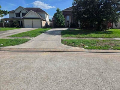 Lawn Care service in Porter, 77365