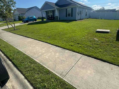 Lawn Care service in Longs, 29568