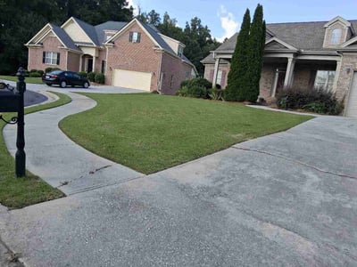 Lawn Care service in South Pasadena, 91030
