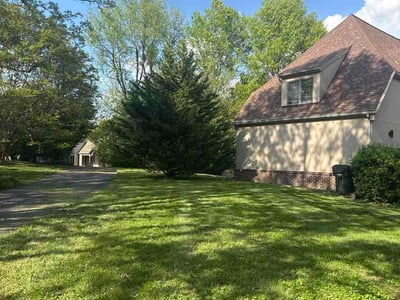Lawn Care service in Ellicott City, 21043