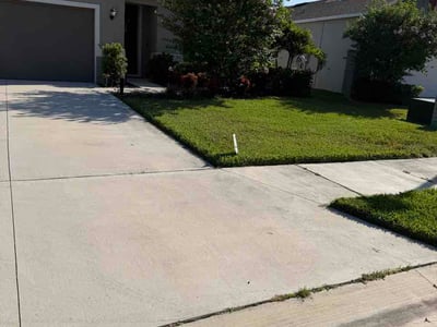 Lawn Care service in Riviera Beach, 33404
