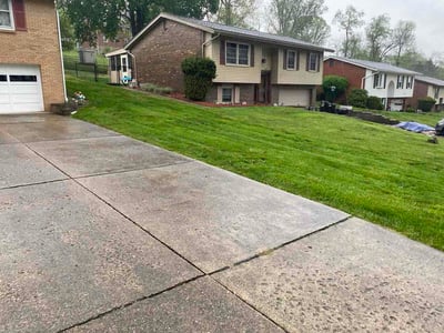 Lawn Care service in Ford City, 16226