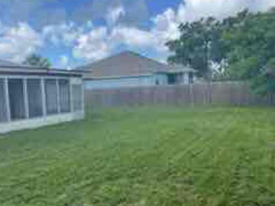 Lawn Care service in Merritt Island, 32952