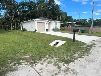 Lawn Care service in Mims, 32754