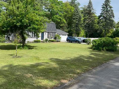 Lawn Care service in Framingham, 01702