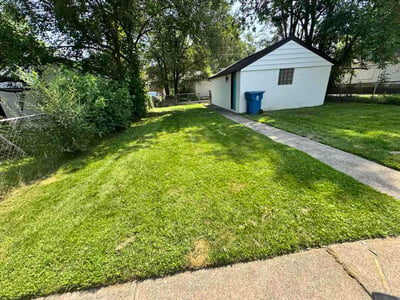 Lawn Care service in Gary, 46402