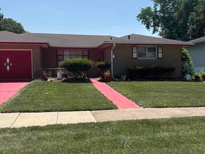 Lawn Care service in Gary, 46402