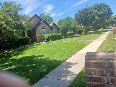 Lawn Care service in Frisco, 75033