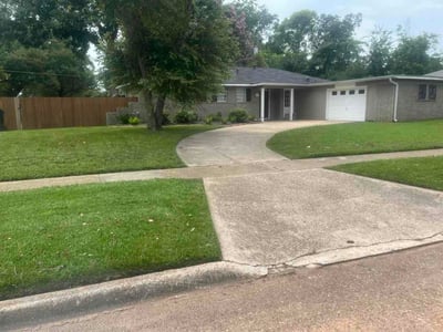 Lawn Care service in Shreveport, 71107