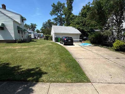 Lawn Care service in Euclid, 44123