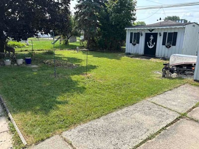 Lawn Care service in Brighton, 48116
