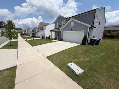 Lawn Care service in Kenly, 27542