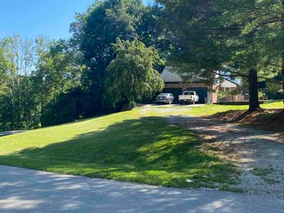 Lawn Care service in Martinsville, 46151