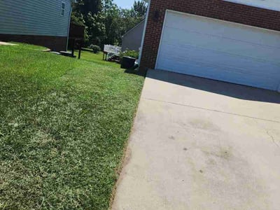 Lawn Care service in Waynesboro, 22980
