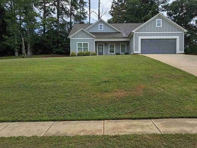 Lawn Care service in Pinson, 35126