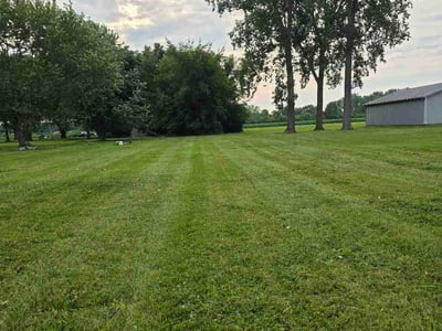 Lawn Care service in Monroe, 48161