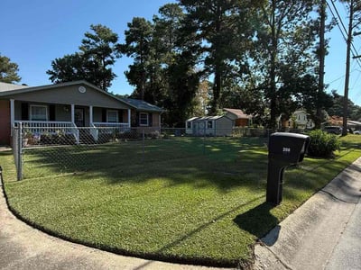 Lawn Care service in Black Mountain, 28711