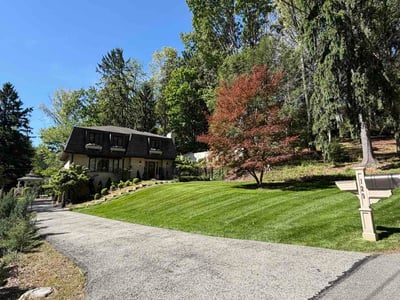 Lawn Care service in South Park, 15129