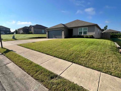 Lawn Care service in Pell City, 35125