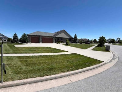 Lawn Care service in Orchard Park, 14127