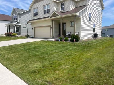 Lawn Care service in Kenosha, 53140