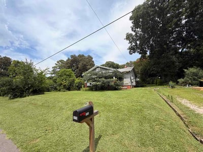Lawn Care service in Pelham, 35124