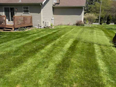 Lawn Care service in Oregon, 53575