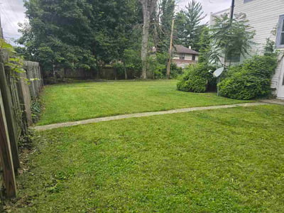 Lawn Care service in Beaver, 15009