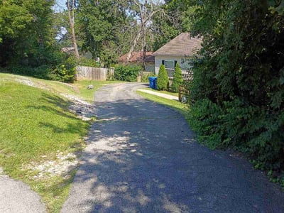 Lawn Care service in Fenton, 63026