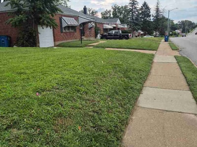 Lawn Care service in Jennings, 63136