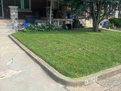Lawn Care service in Aston, 19014