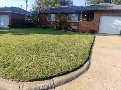 Lawn Care service in Harrah, 73045