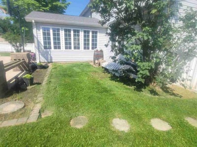 Lawn Care service in Harrisburg, 17102
