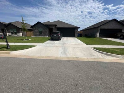 Lawn Care service in Turley, 74126