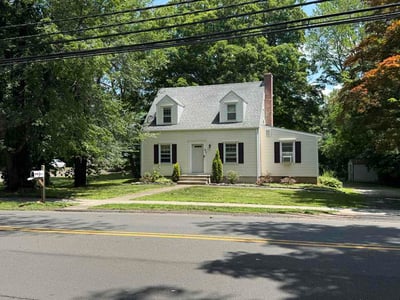Lawn Care service in Hamden, 06518